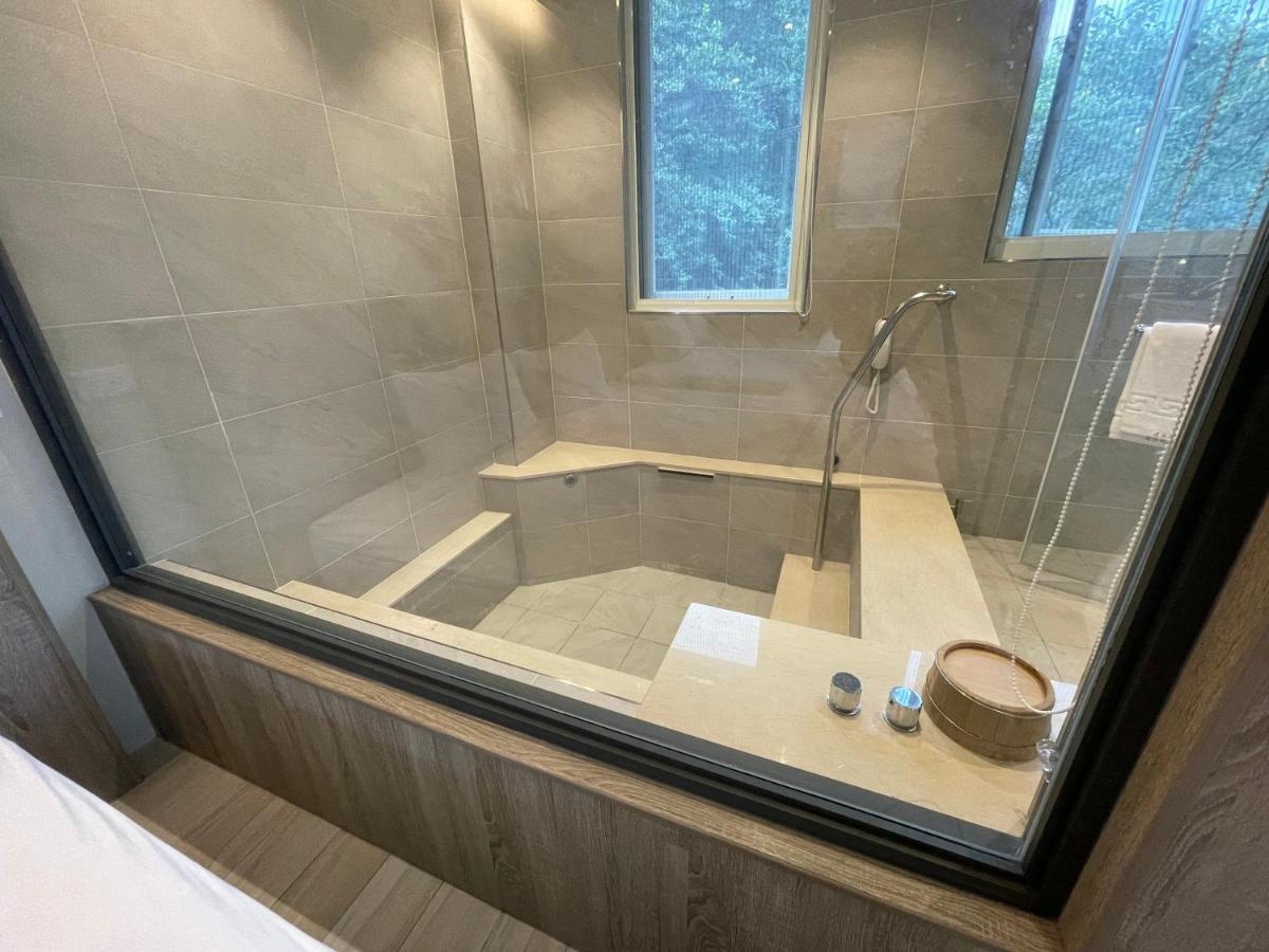 烏來足立司拉 Sla Ulay 溫泉會館 Appartement Wulai Buitenkant foto