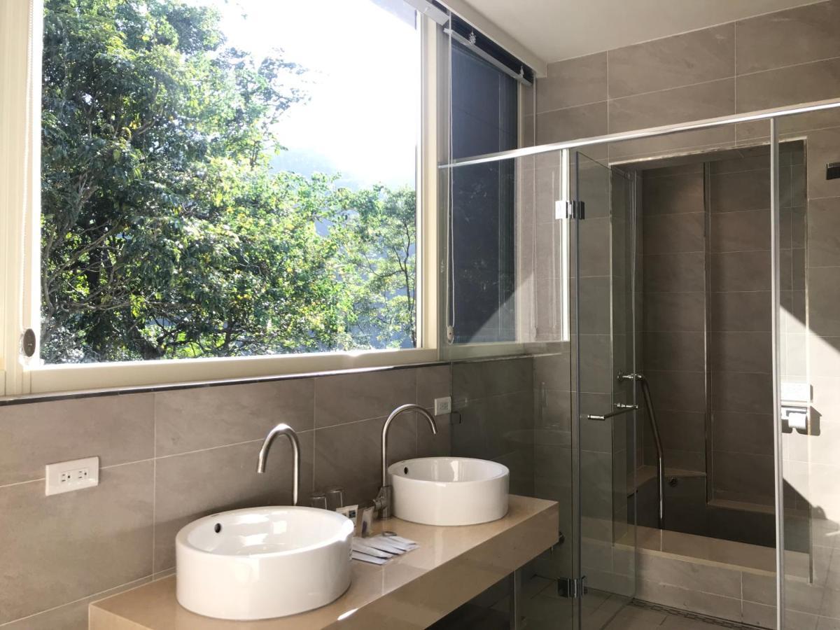 烏來足立司拉 Sla Ulay 溫泉會館 Appartement Wulai Buitenkant foto