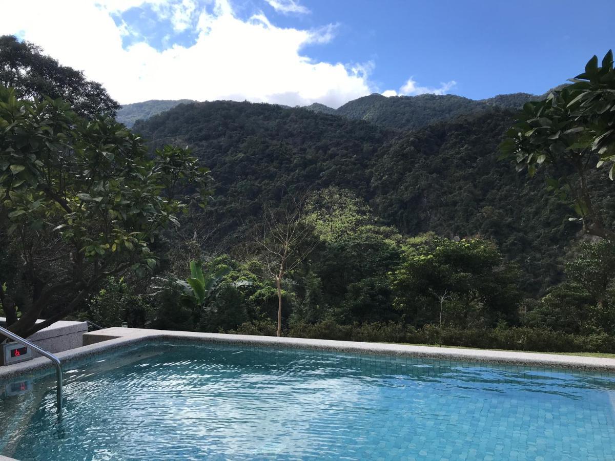 烏來足立司拉 Sla Ulay 溫泉會館 Appartement Wulai Buitenkant foto