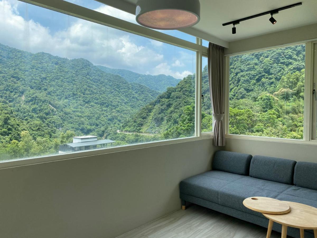 烏來足立司拉 Sla Ulay 溫泉會館 Appartement Wulai Buitenkant foto